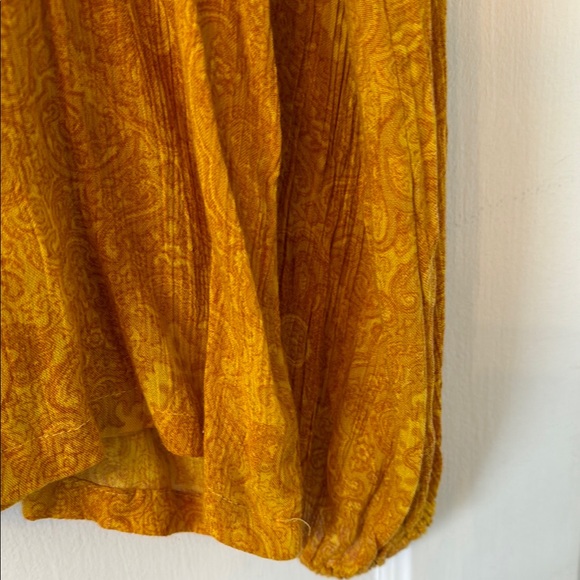 Billabong’s Golden Paisley Women's Top - Picture 5 of 5